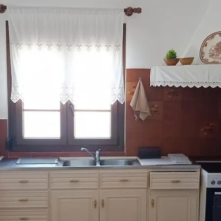 Christina's White House * Алинда